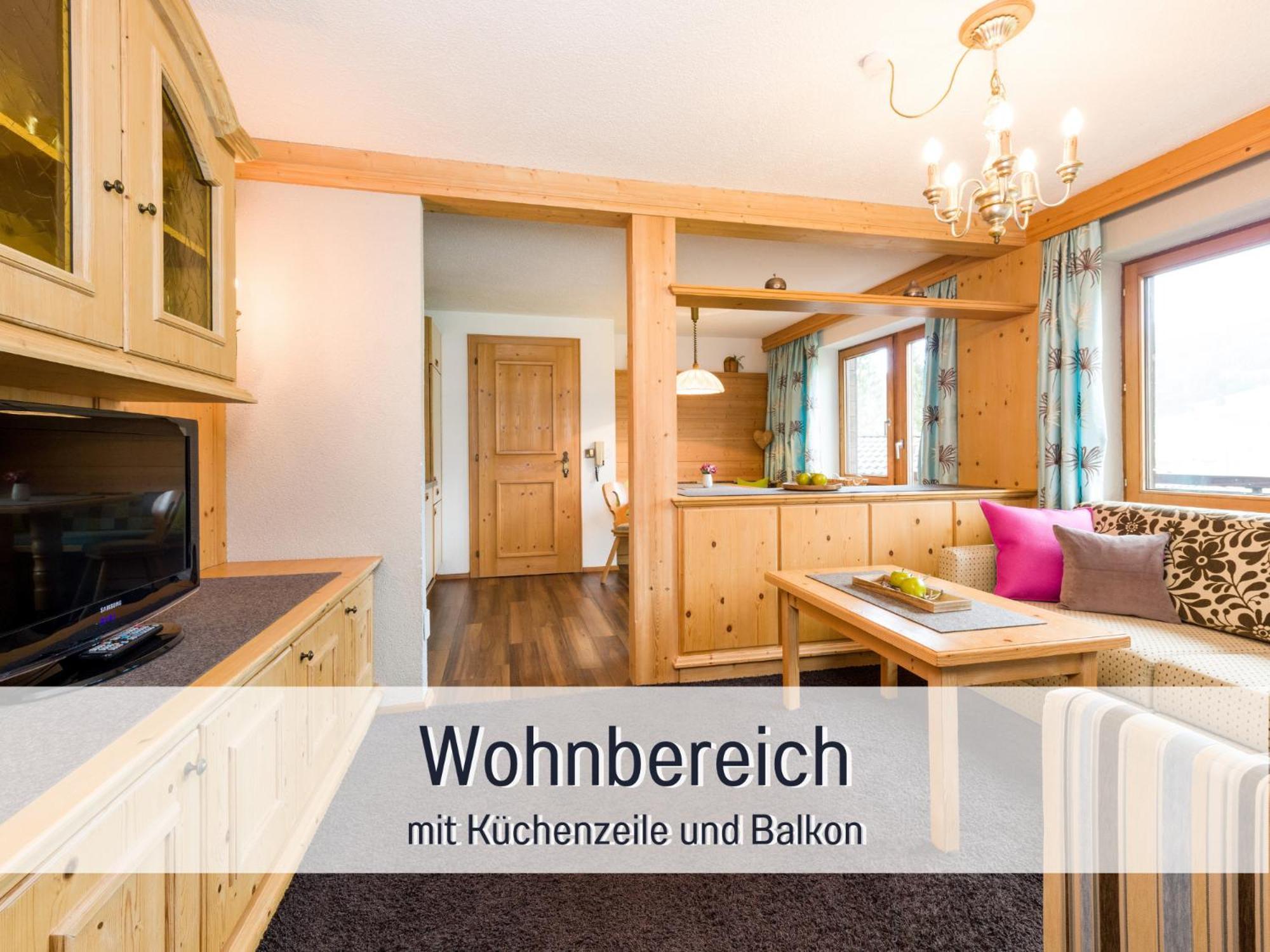 - Birgit Mariacher - Infrarotsauna & Broetchenservice - Zentral - Alles Fusslaeufig Erreichbar - Freier Bergblick